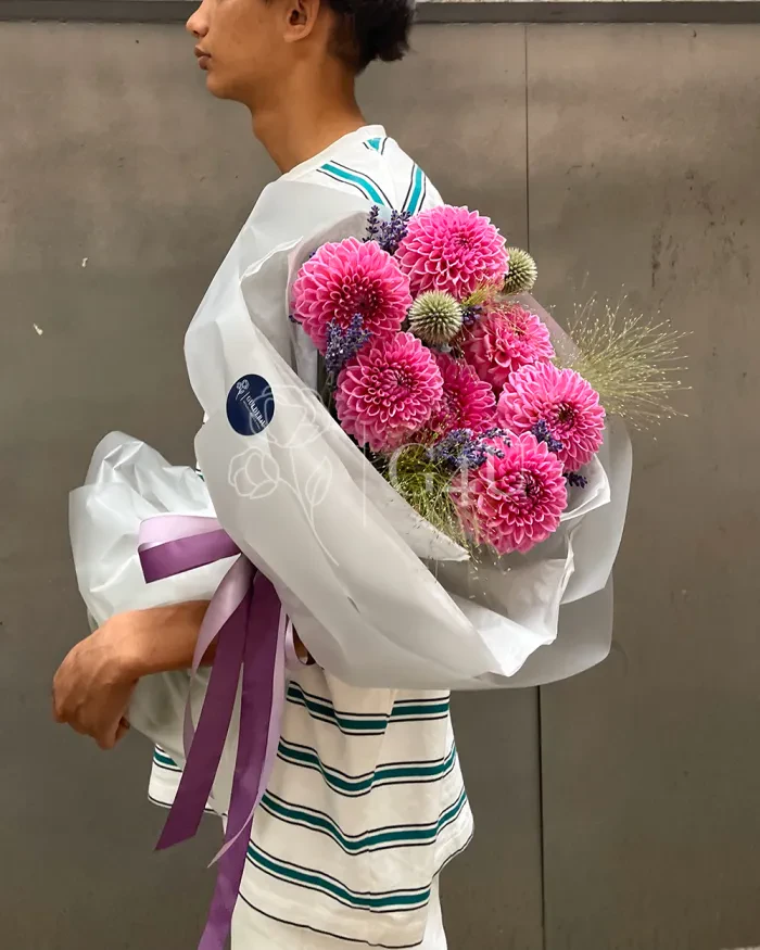 Заказать Моно букет из георгинов "Наиля" в Алматы