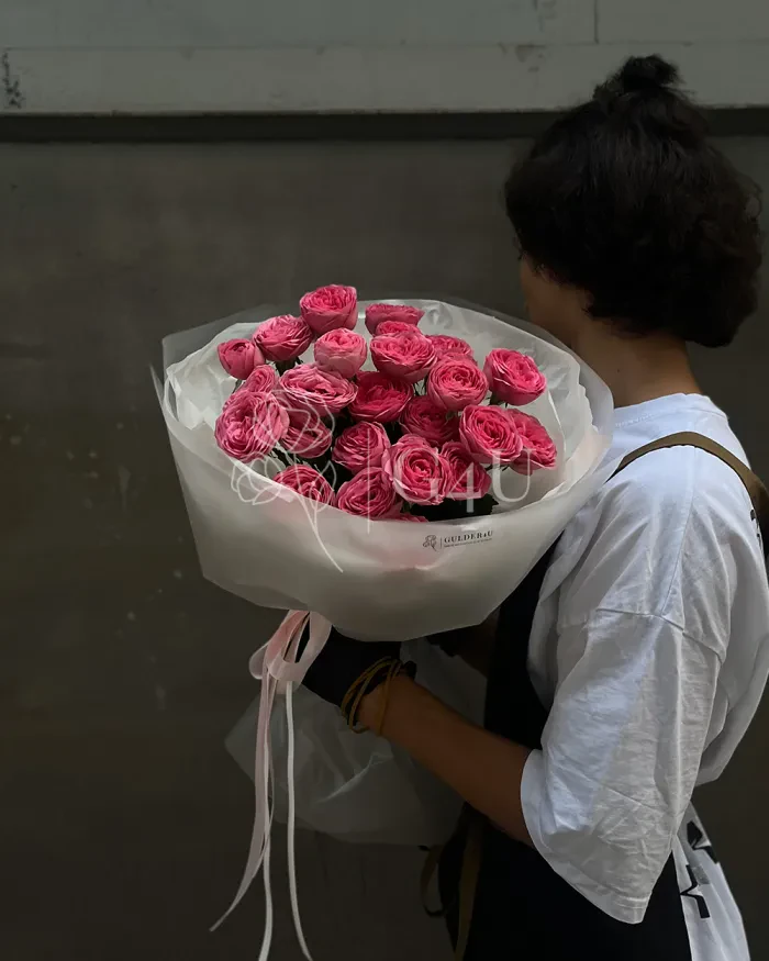 Заказать Моно букет из спрей роз "Акмарал" в Алматы