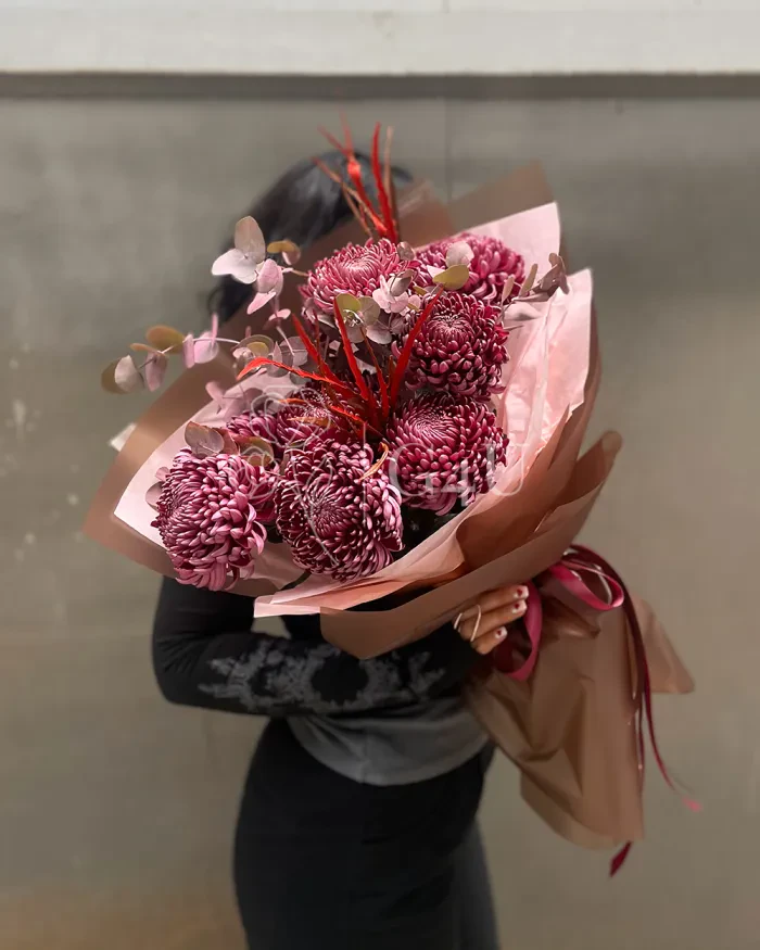 Заказать Моно букет из 9 хризантем "Нелисса" в Алматы