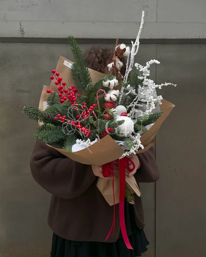 Заказать Новогодняя композиция "Зимний шарм" в Алматы