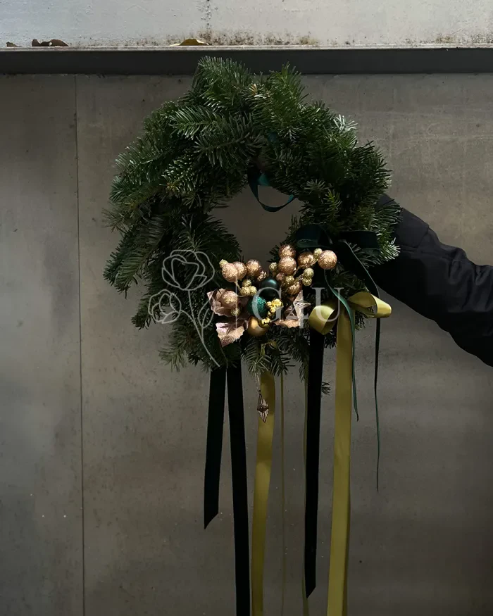 Заказать Новогодний венок "Вечер под ёлкой" в Алматы