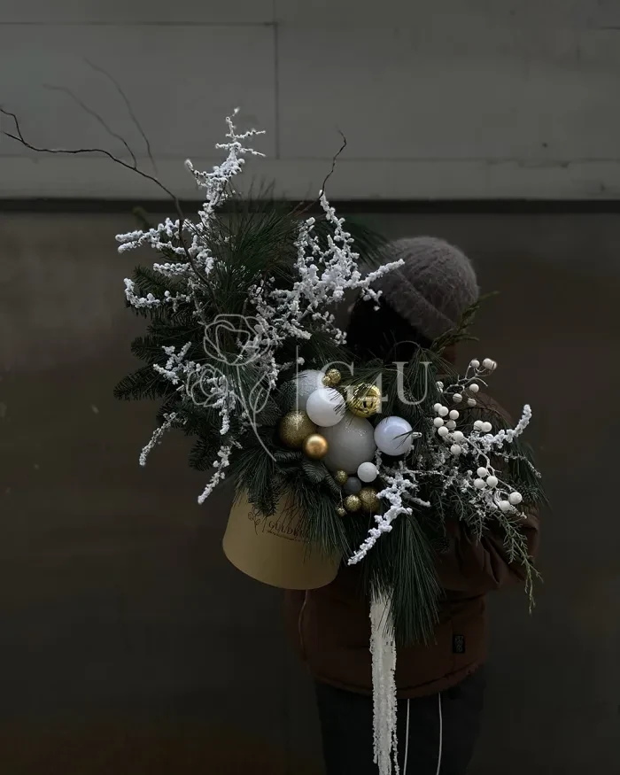 Заказать Новогодняя композиция "Аромат зимы" в Алматы