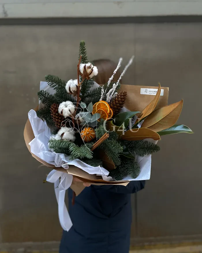 Заказать Новогодний букет "Ностальгия" в Алматы