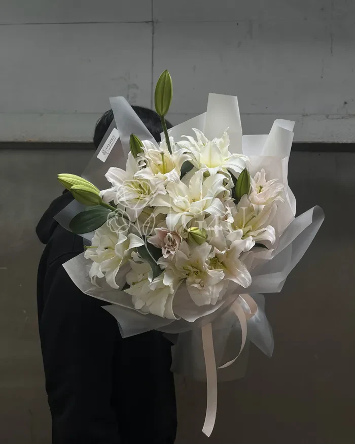 Заказать Моно букет из пионовидных лилий  "Vasilisa" в Алматы
