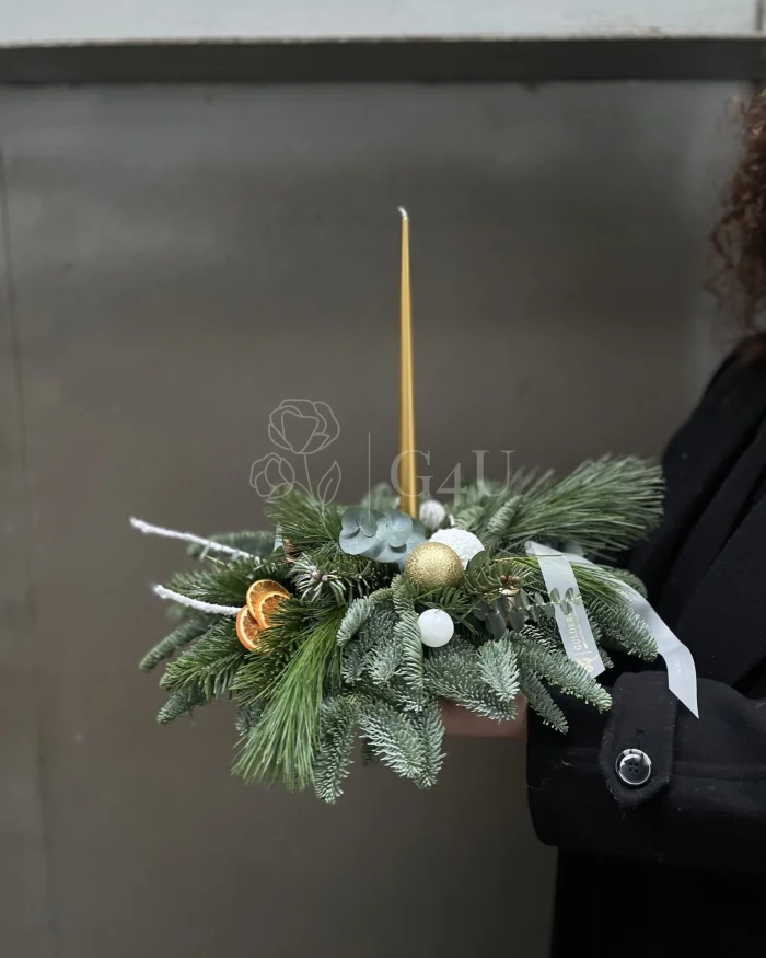 Заказать Новогодняя композиция "Свеча декабря" в Алматы