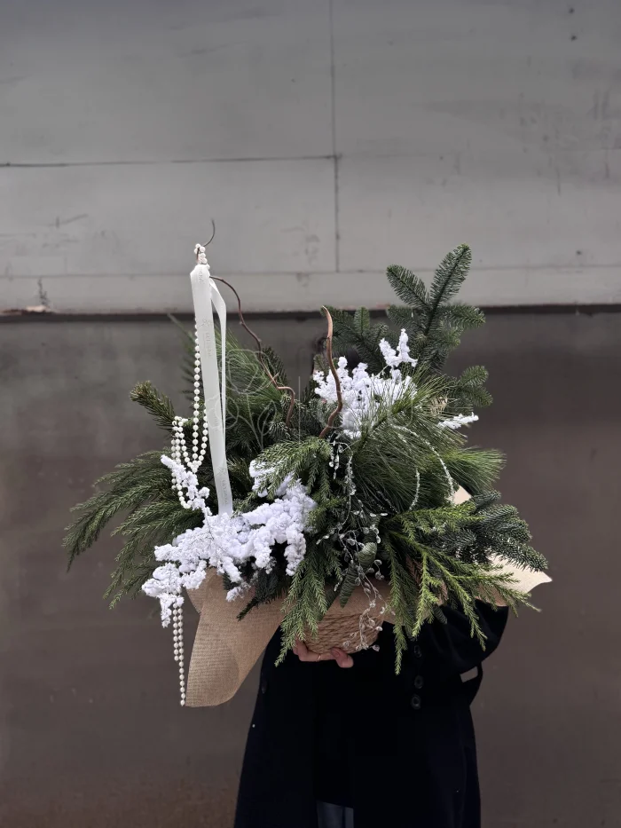 Заказать Новогодняя композиция "Точка тепла" в Алматы