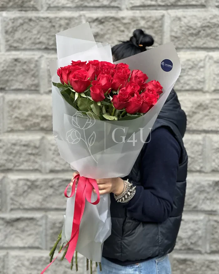 Заказать Букет из 25 красных роз в Алматы