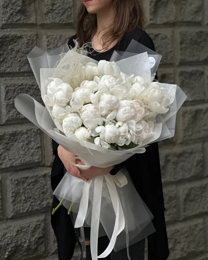 Заказать Букет из 21 пиона в Алматы